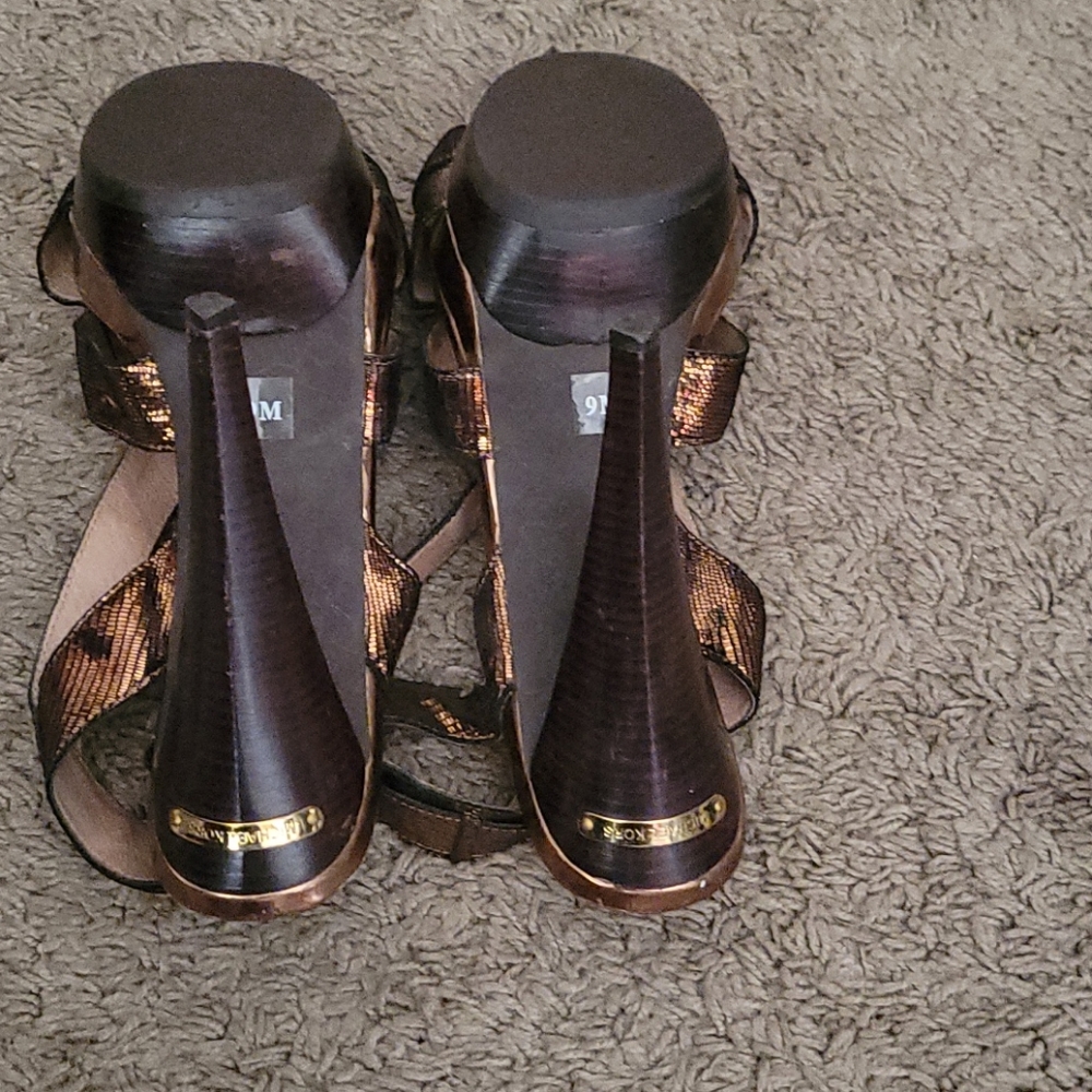 Shoes - Picture 2 of 3